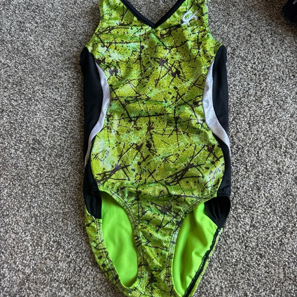Gk Green and Black Athletic leotard child large